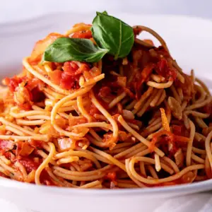 Spaghetti (Marinara)